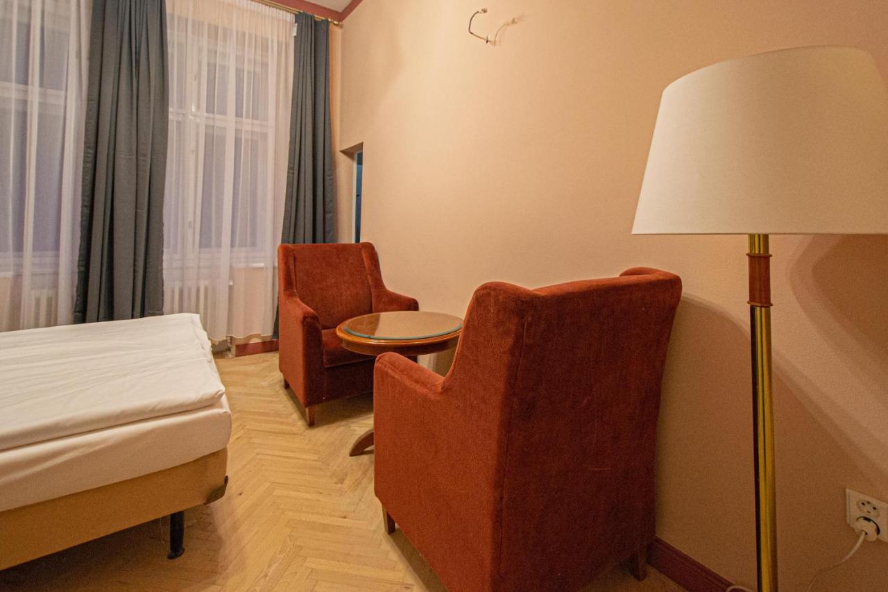 4 Bedrooms 130M2 Apartment At The Main City Square Praga Exterior foto
