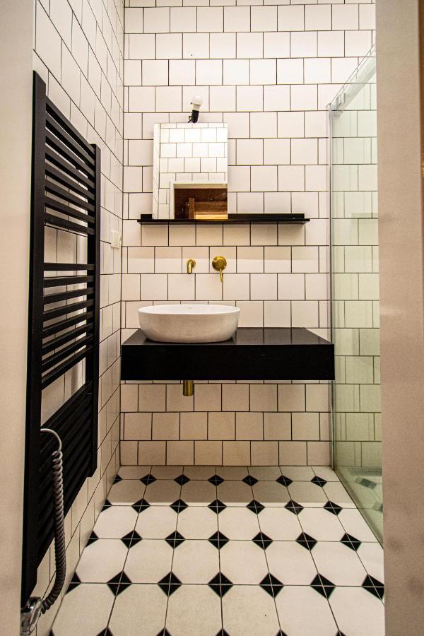 4 Bedrooms 130M2 Apartment At The Main City Square Praga Exterior foto